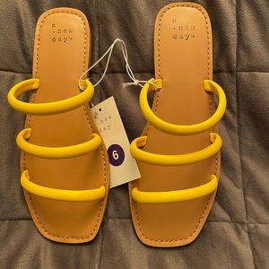 Women’s wren sandals